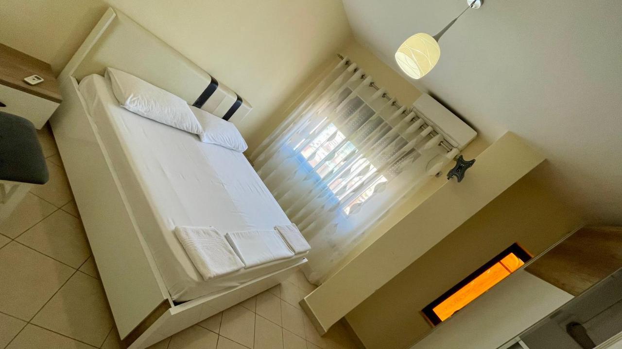 Endri'S Apartments Тирана Экстерьер фото